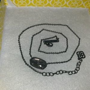Kendra Scott pendant necklace